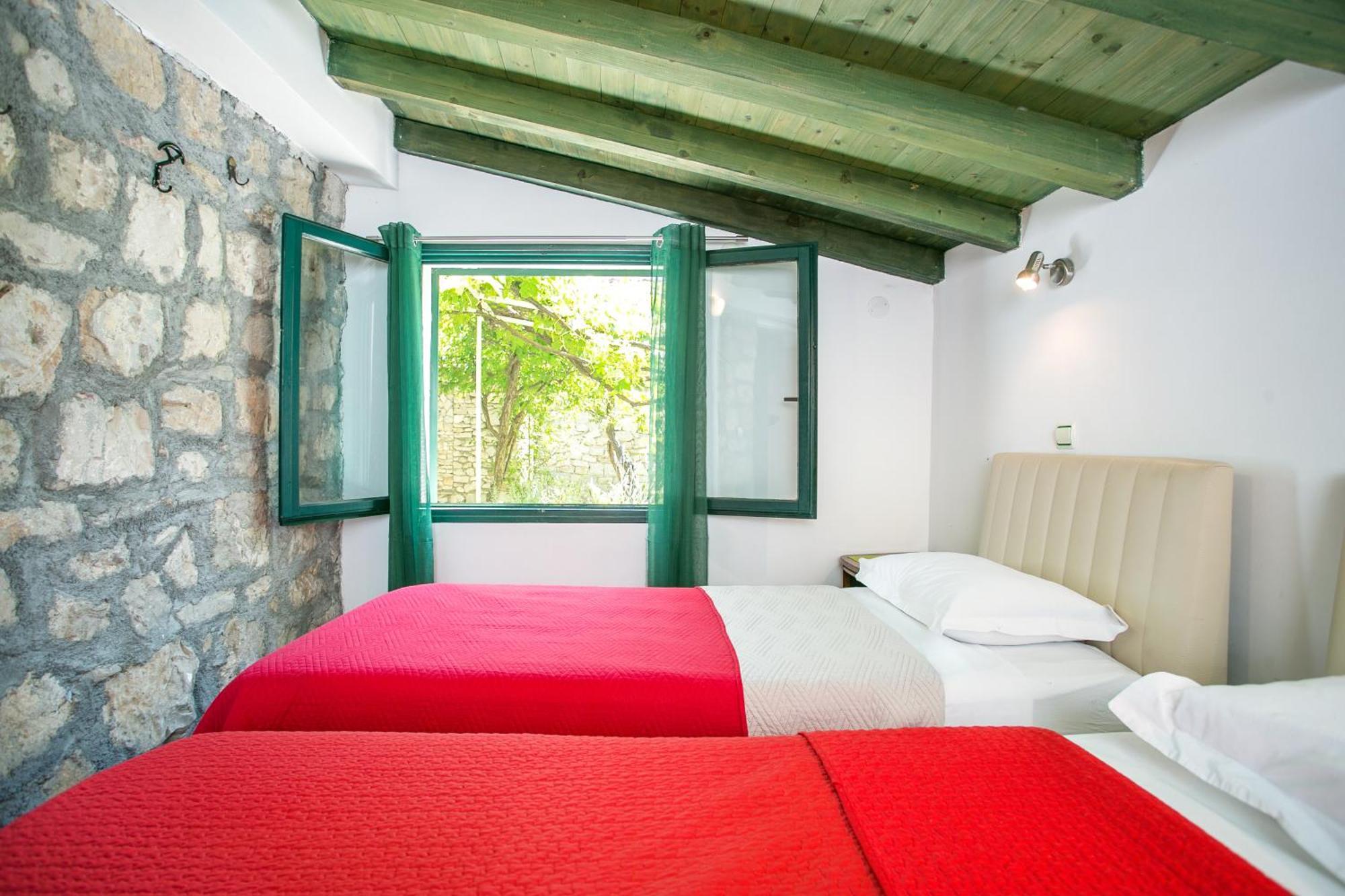 Garden Apartment Hotel Split Room photo