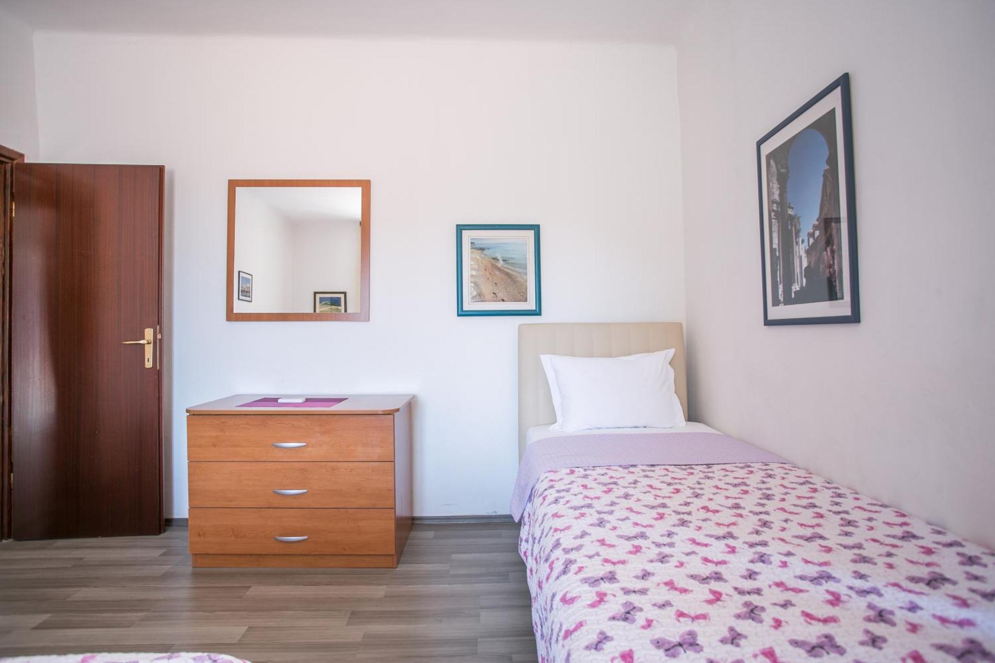 Garden Apartment Hotel Split Room photo