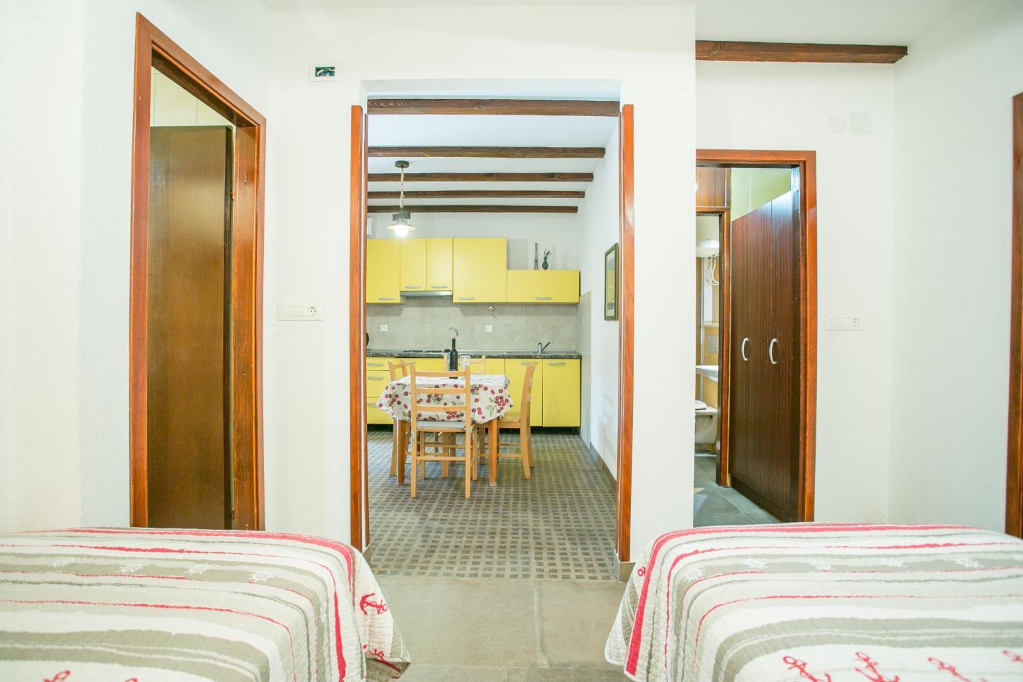 Garden Apartment Hotel Split Room photo